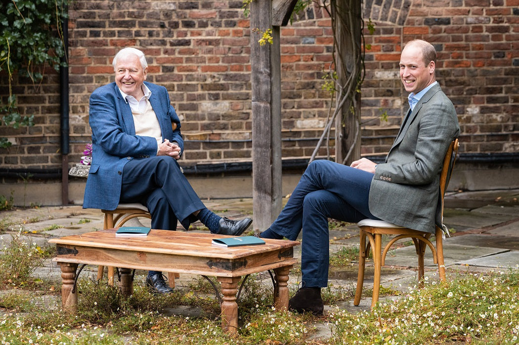 Source: Kensington Palace, Prince William, Duke of Cambridge and Sir David Attenborough discuss The Earthshot Prize at Kensington Palace, in London, England. (Photo by Kensington Palace via Getty Images)
